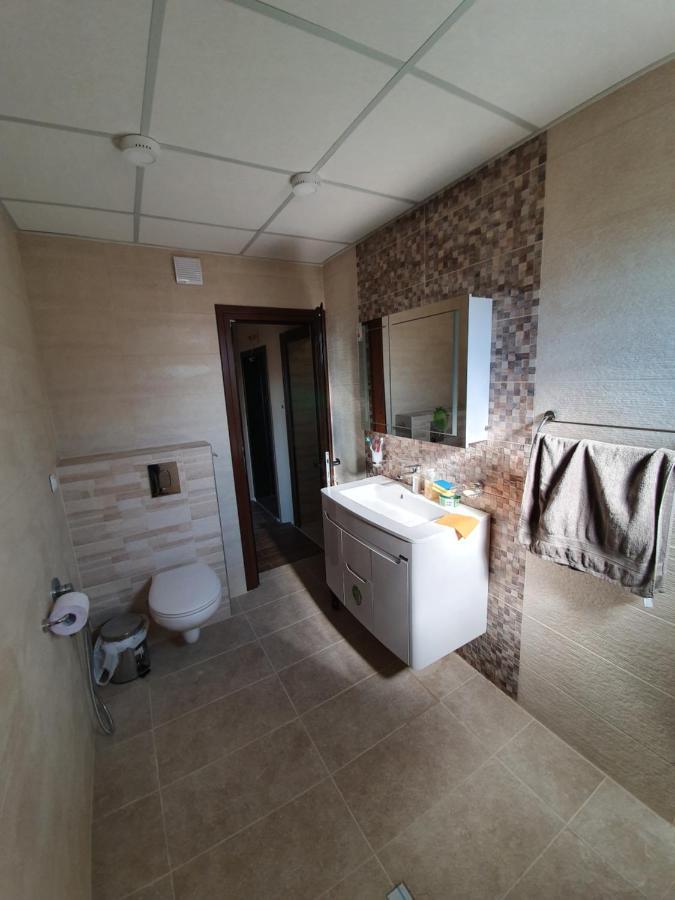 Sunny Apartment Blagoevgrad Eksteriør billede