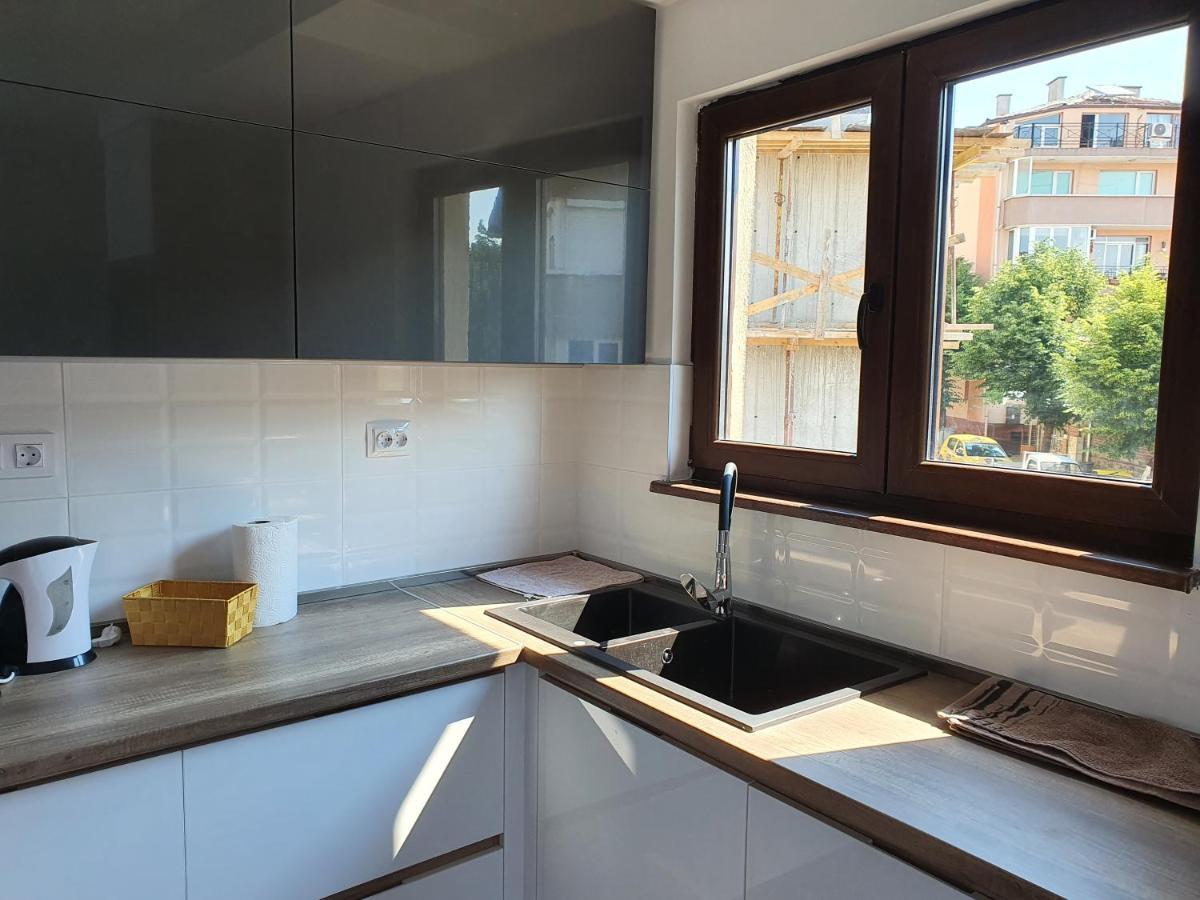 Sunny Apartment Blagoevgrad Eksteriør billede